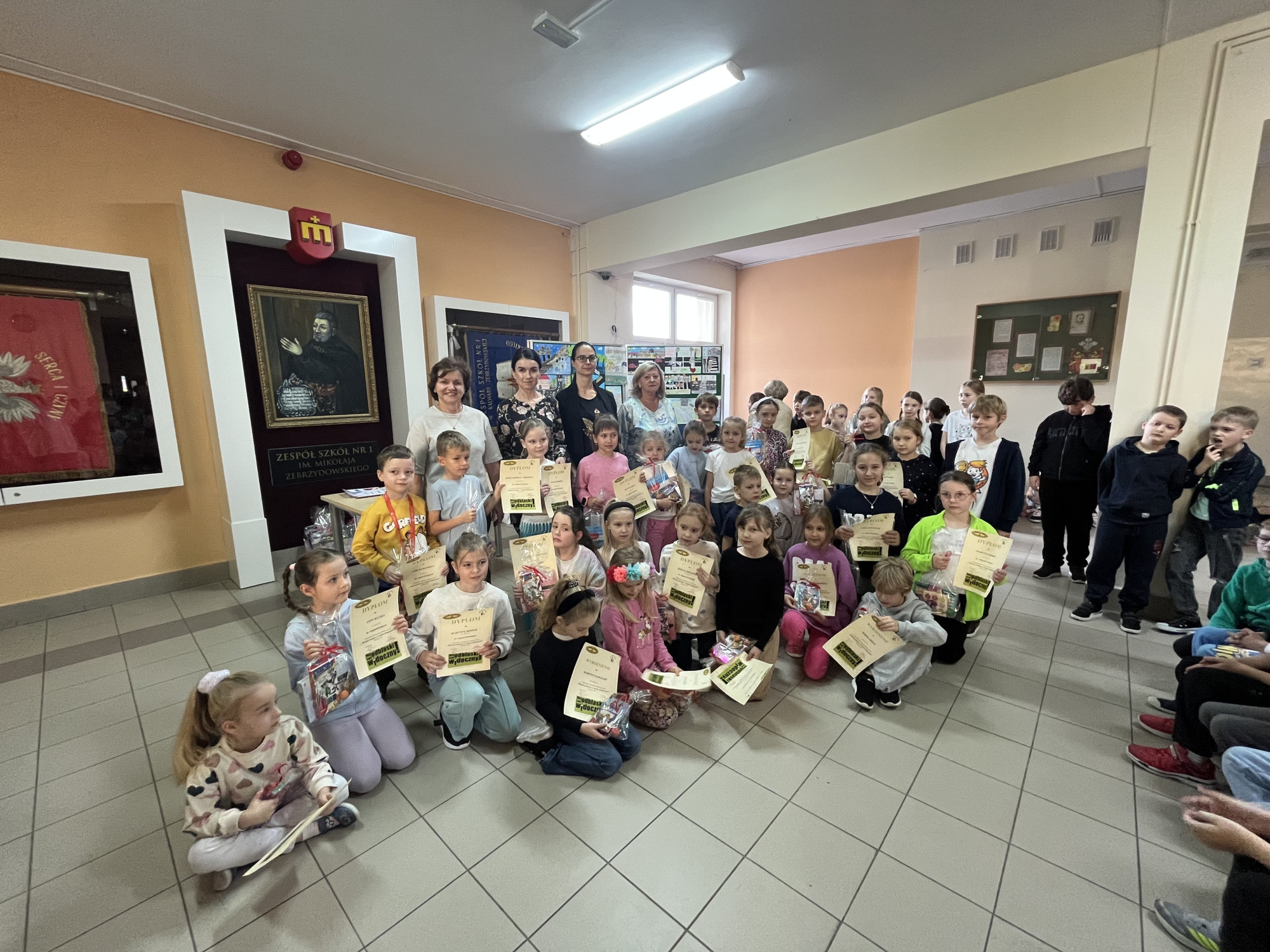 Apel i wręczenie nagród dla uczniów klas 1–3 oraz 4–6